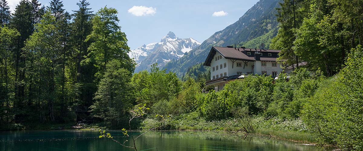 Kontakt "elements" Oberstdorf · Hotel · Christlessee